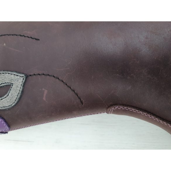 D.D.Step bélelt csizma esztétikai hibás 046-614A-35