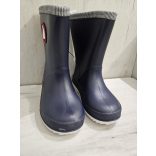 25-ös méretű esztétikai hibás Be Only gumicsizma EH-4